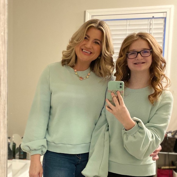 Meet your Posher, Maggie - Picture 3 of 6